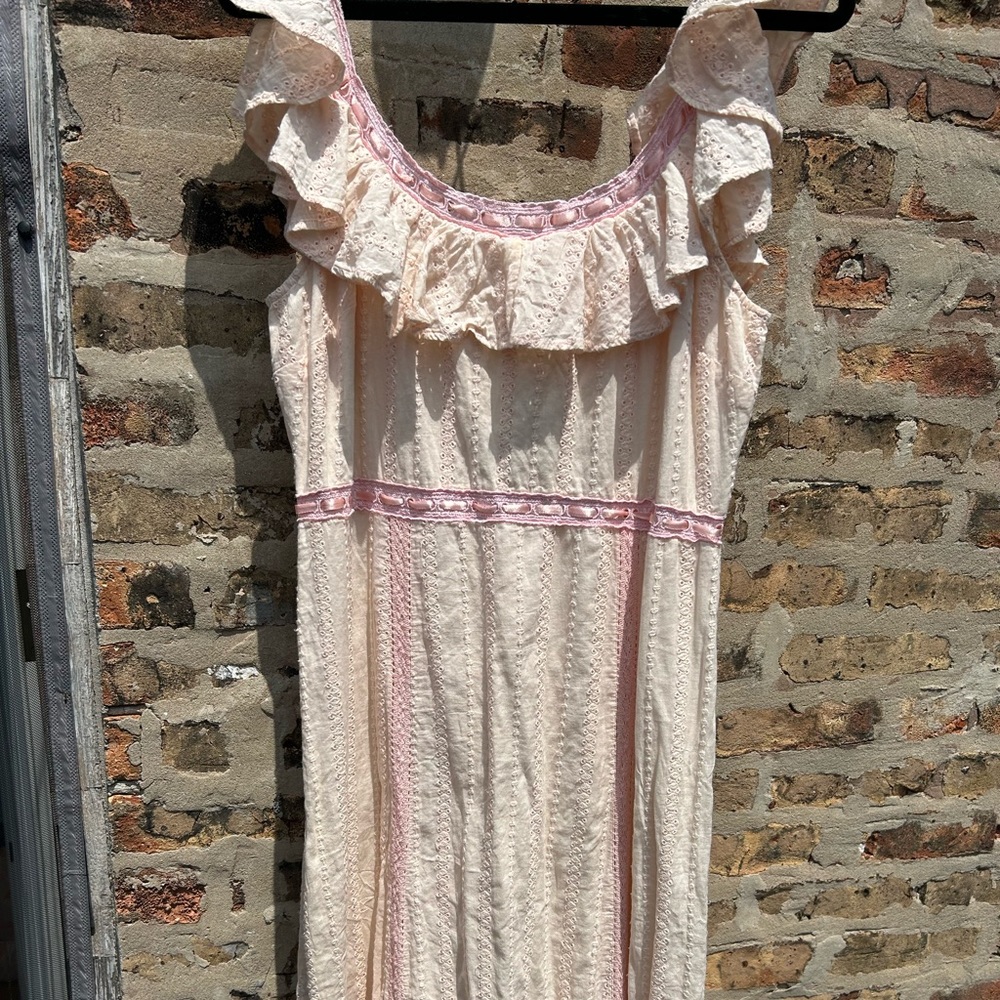 Tularosa peach and pink midi dress - Picture 8 of 9